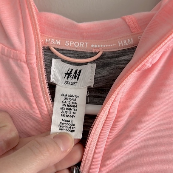 H&M hooded long sleeve fleece jacket - Picture 6 of 7